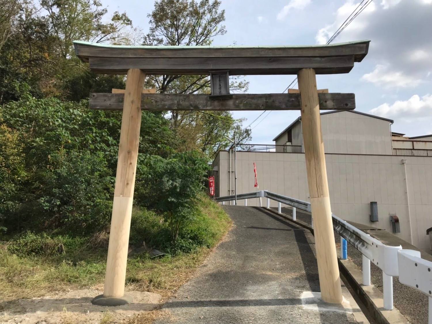 神社の鳥居