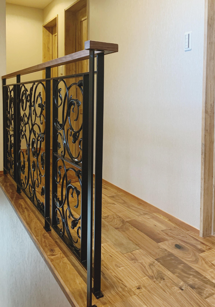 ロートアイアン手すり